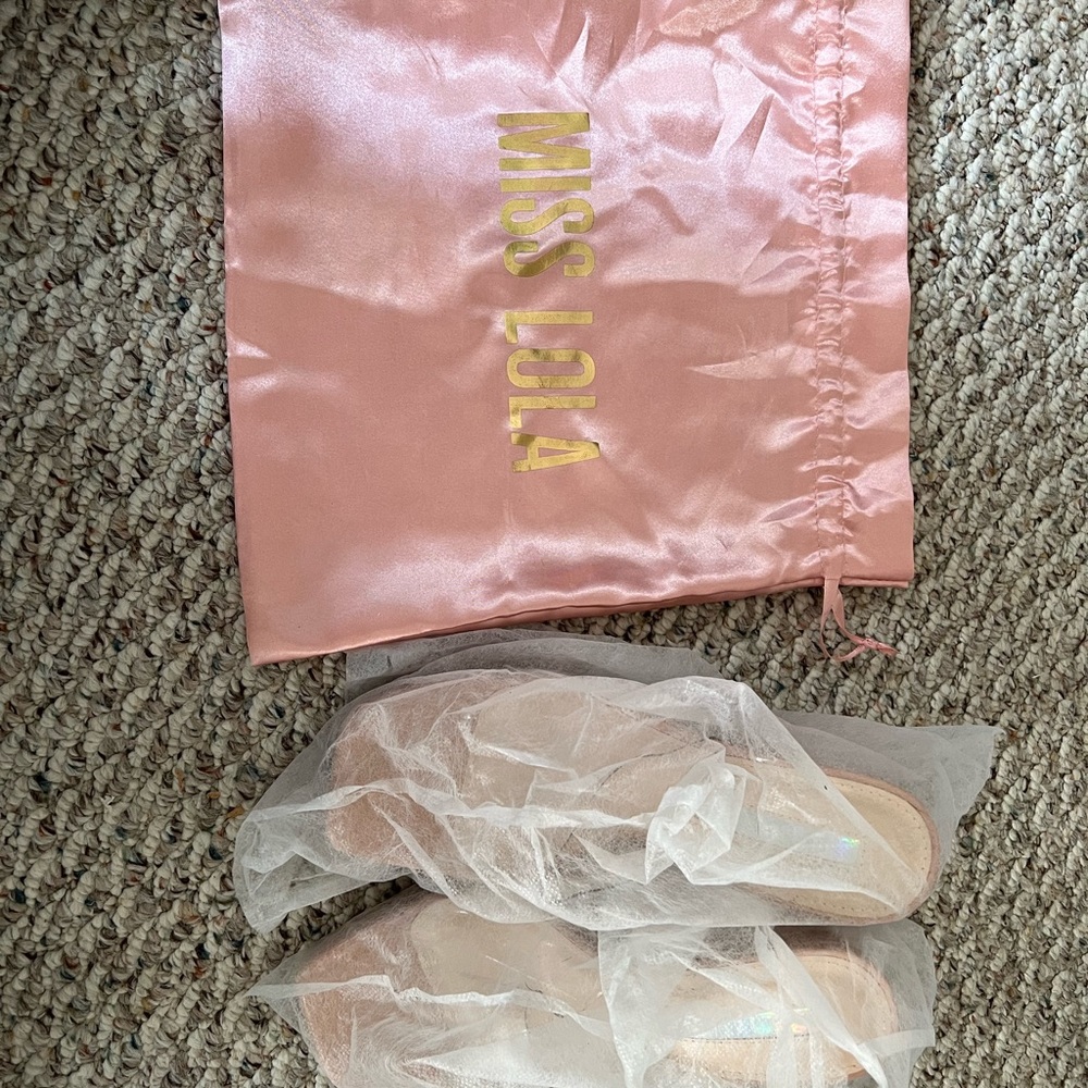 Nude Pump Heels - image 4